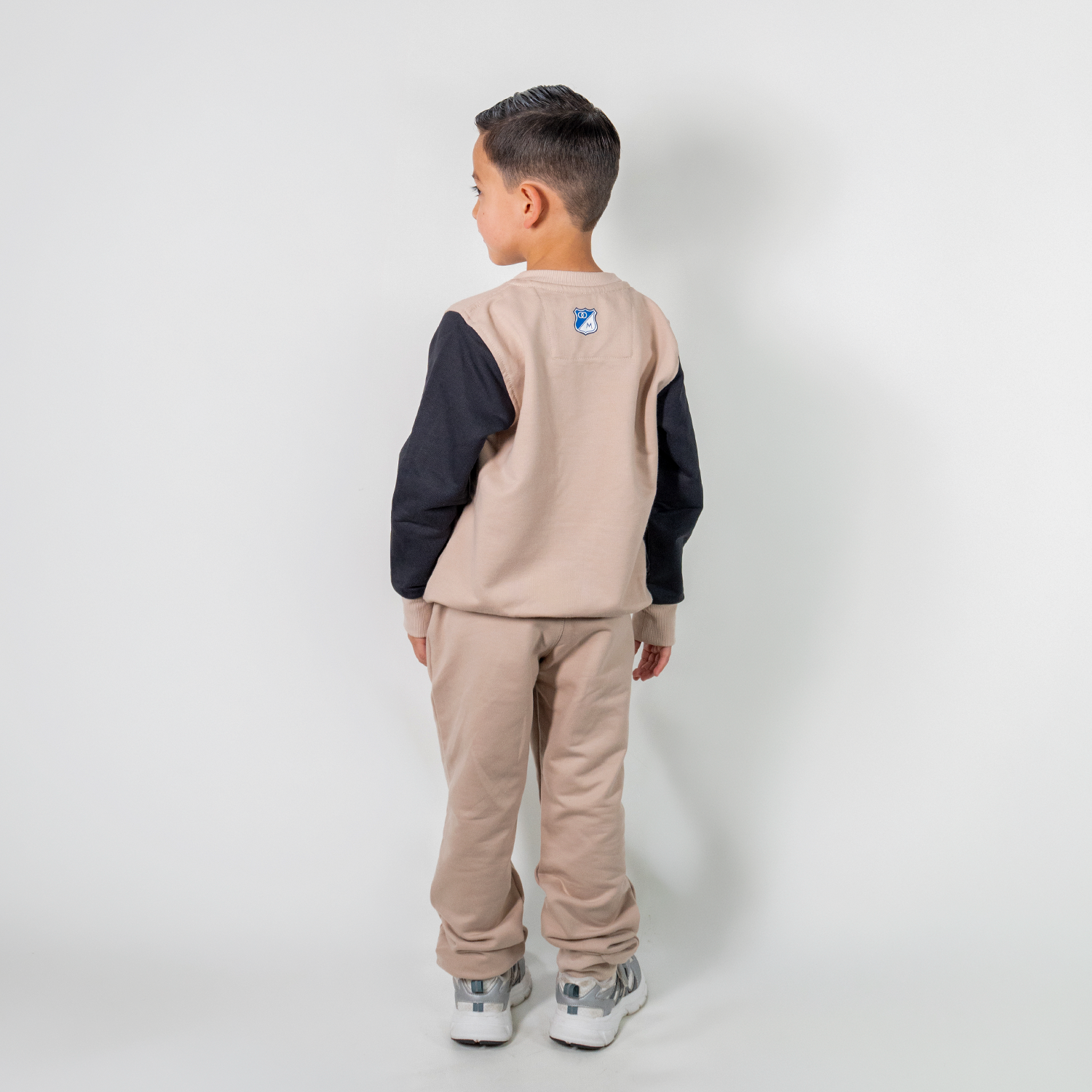 #BEIGE