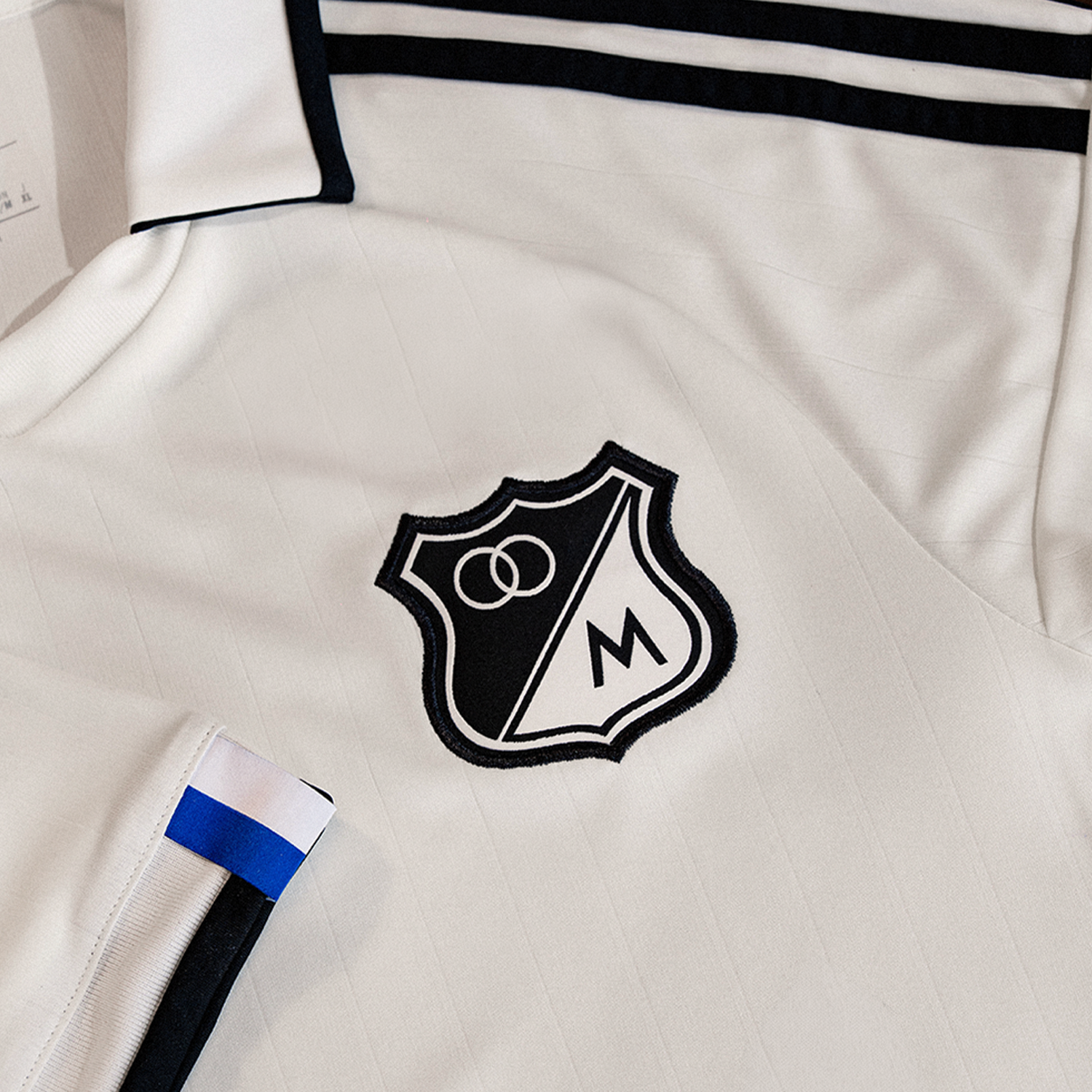 Tercera Camiseta Hombre Adidas 2026 Ed Limitada Sin Sponsors Númerada
