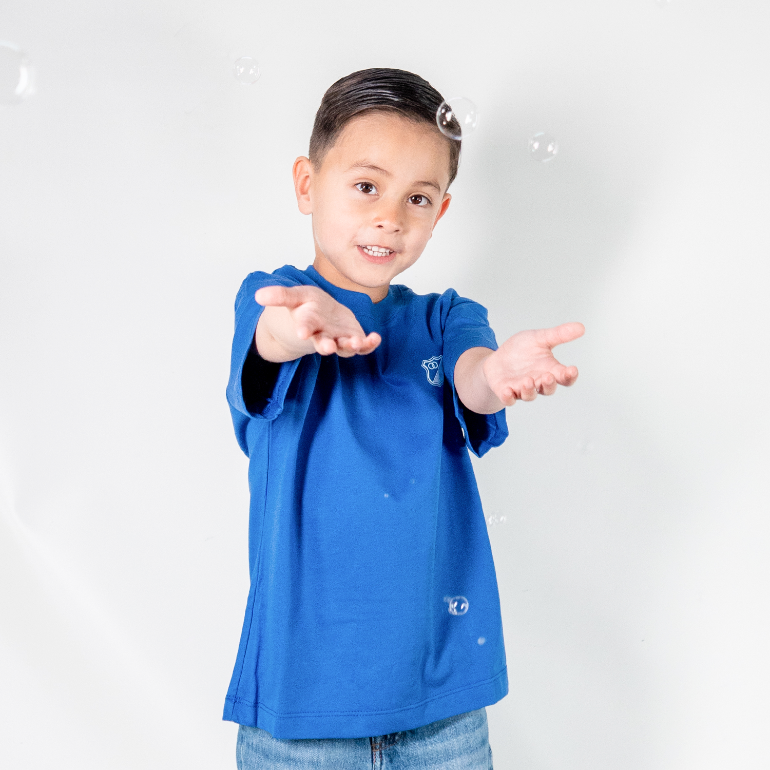 #AZUL_REY