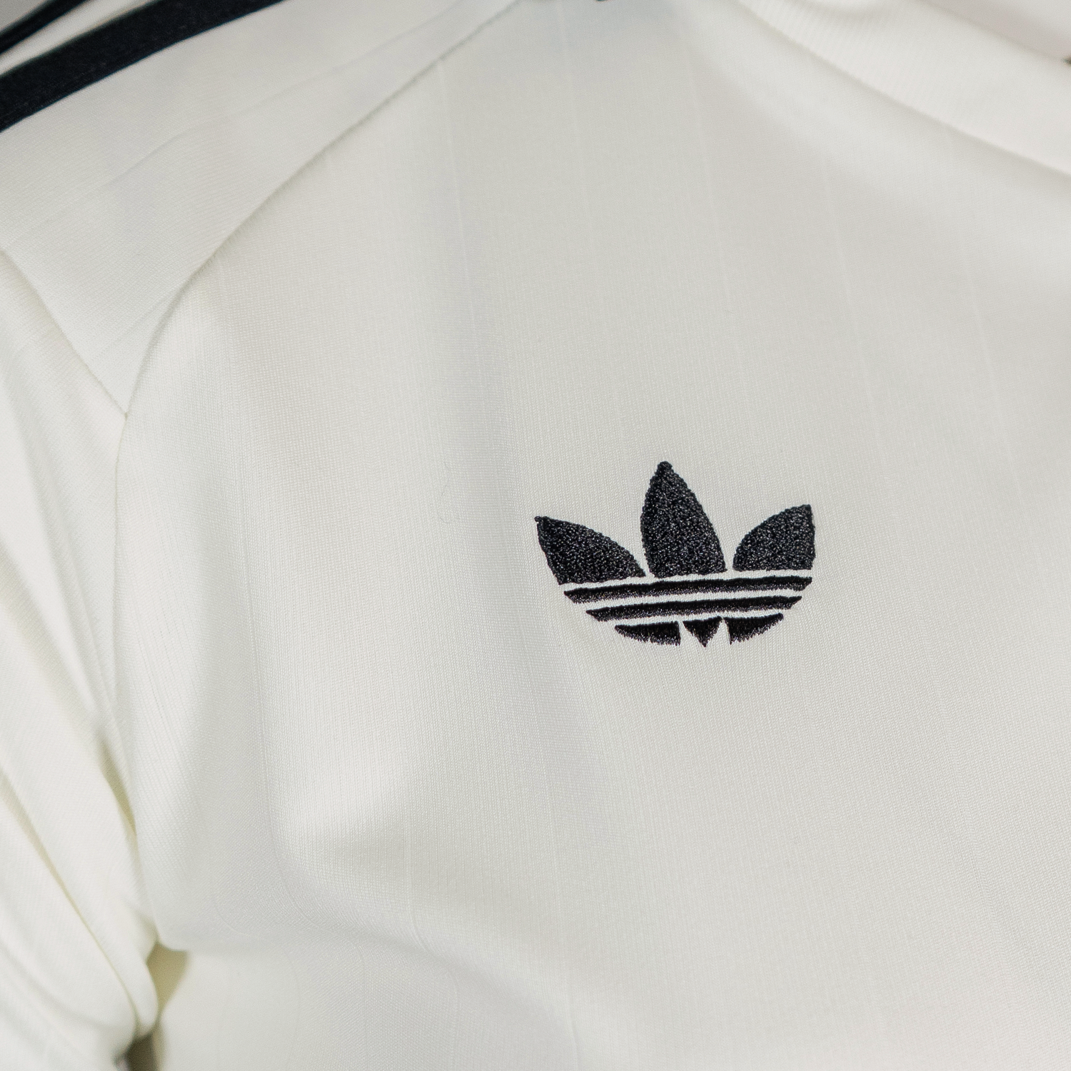 Tercera Camiseta Mujer Adidas 2026