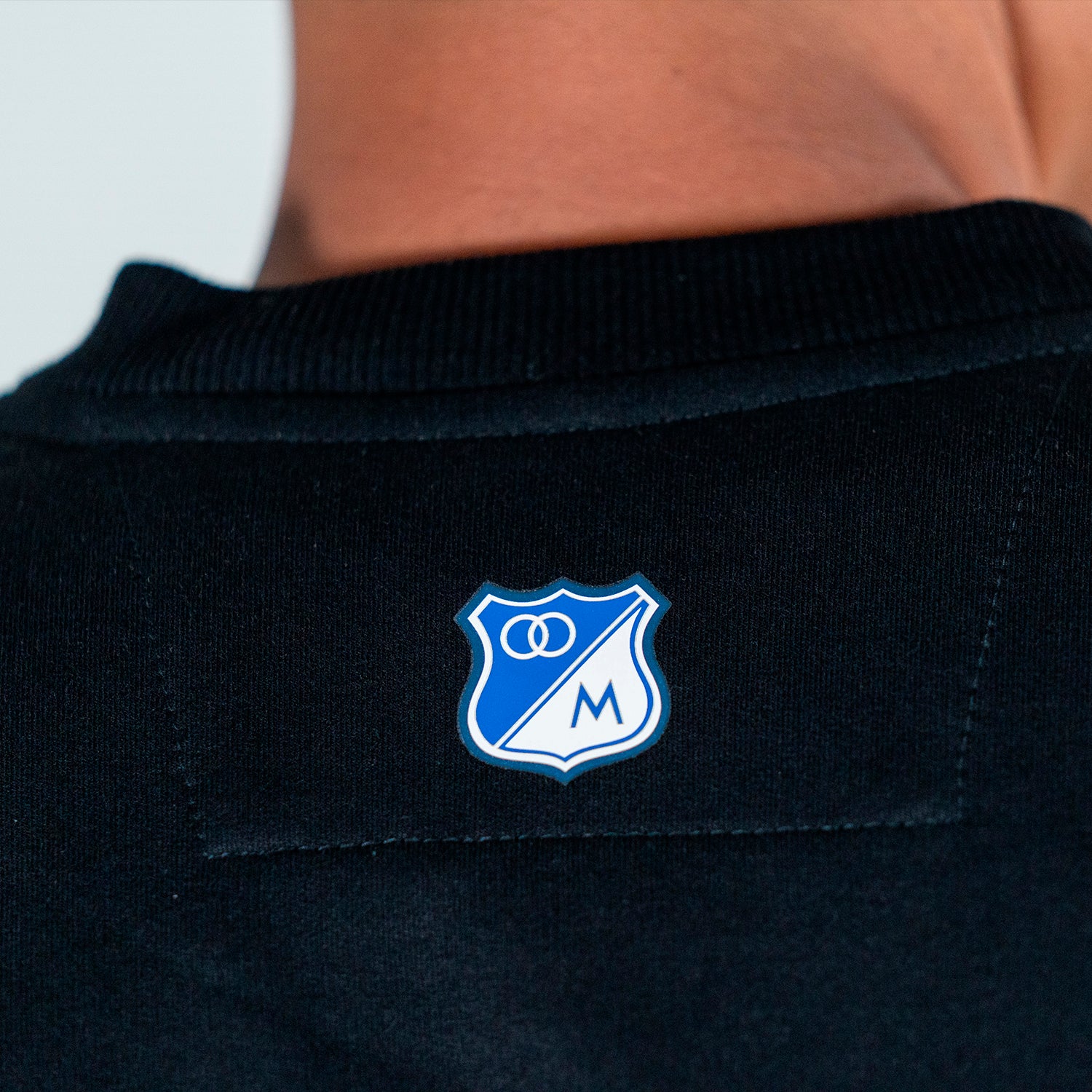 Buzo Hombre Cuello Redondo MFC